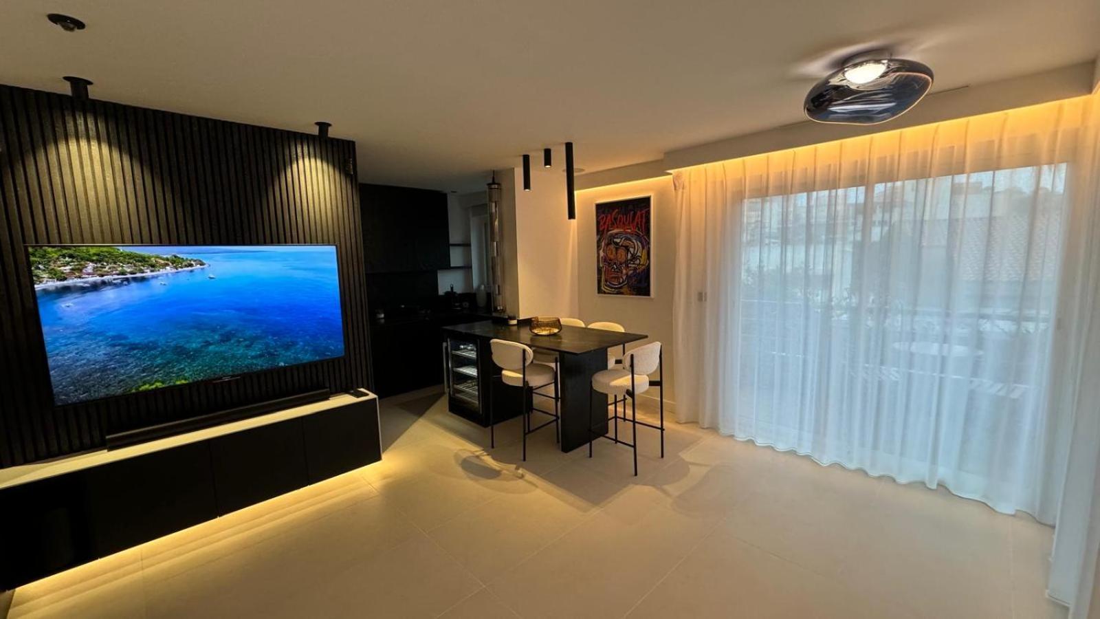 Appartement Luxueux Plein Centre De Cavalaire A 2Mn De La Plage Exteriér fotografie