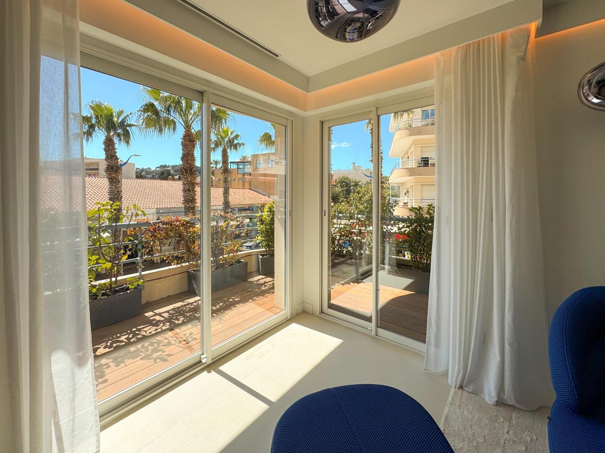 Appartement Luxueux Plein Centre De Cavalaire A 2Mn De La Plage Exteriér fotografie
