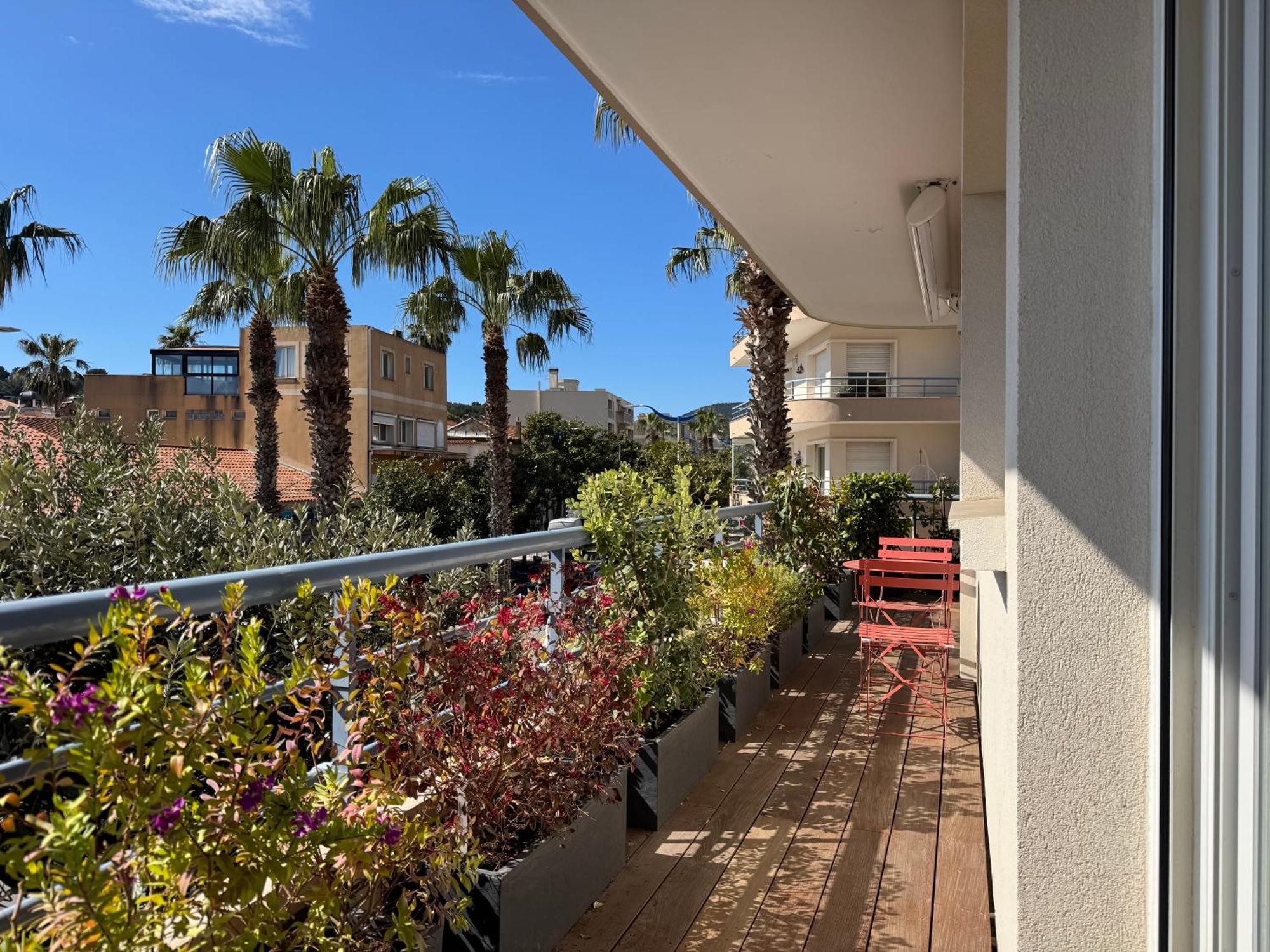 Appartement Luxueux Plein Centre De Cavalaire A 2Mn De La Plage Exteriér fotografie
